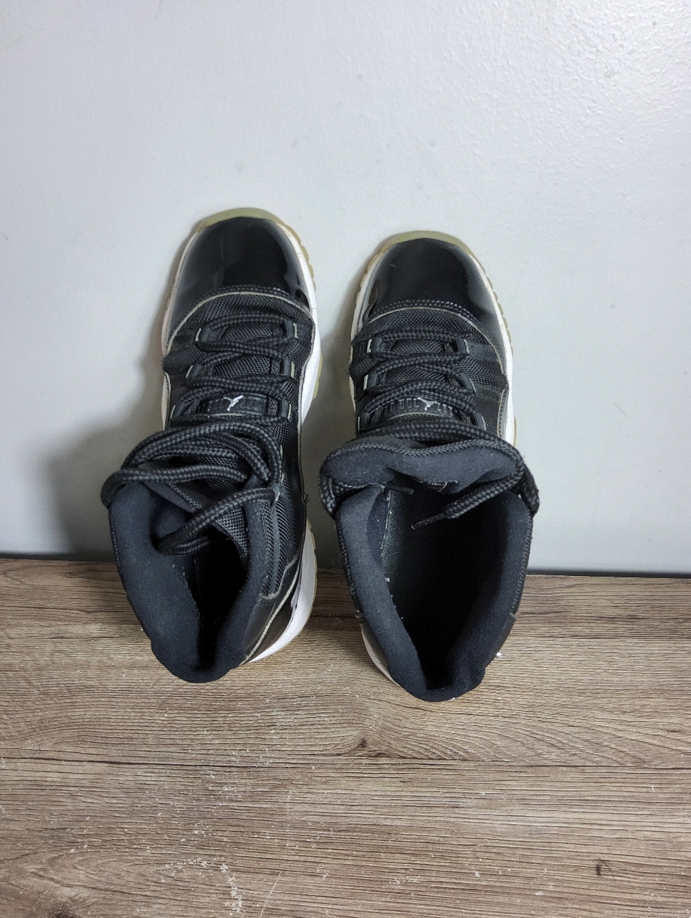 Jordan Air Jordan 11 Retro Jubilee Black White Youth 7Y  Basketball Shoes - Picture 7 of 9